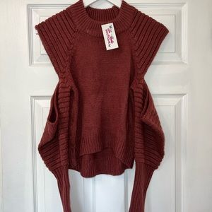 NWT Cut Out Sleeve Cropped Sweater